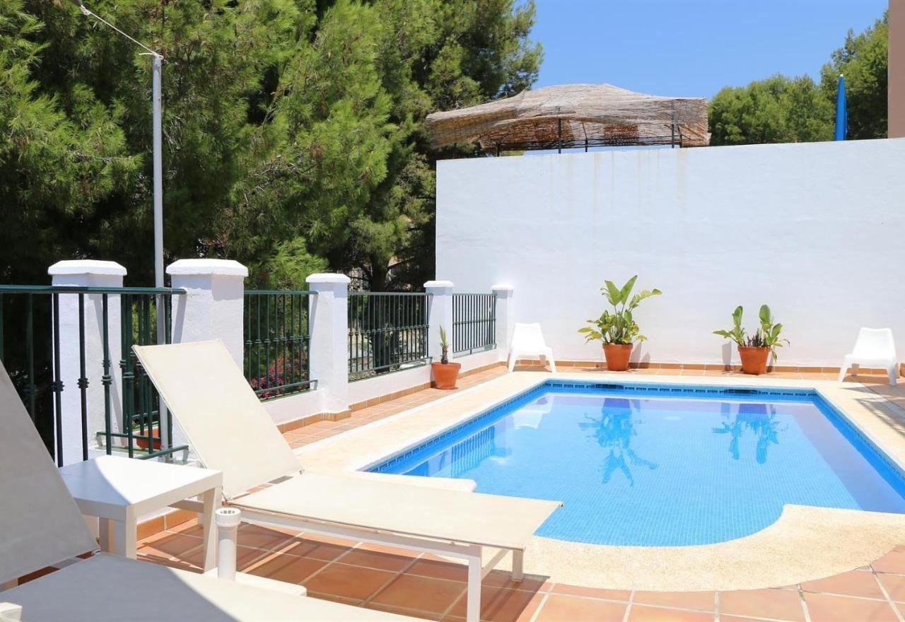 Villa 9 Pers In Burriana Nerja Exterior photo